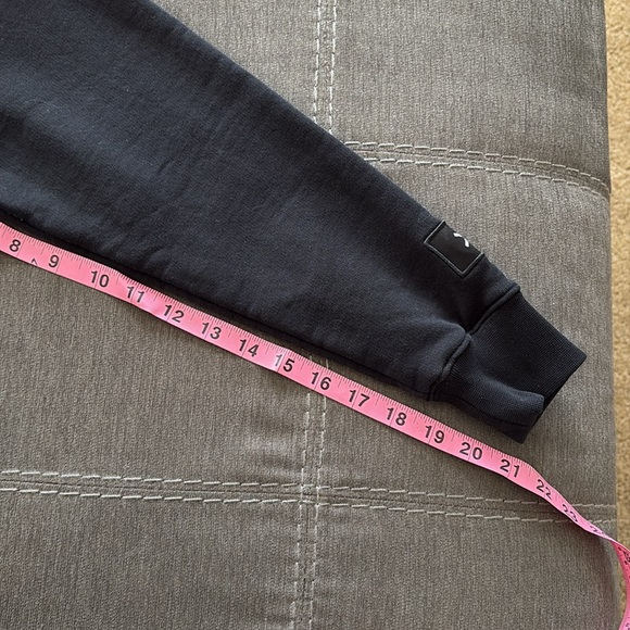 Black GMI man’s IYK hoodie. S - Picture 6 of 8